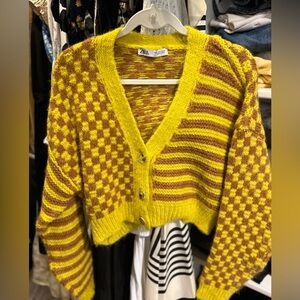 ZARA Knit Cardigan in Yellow
